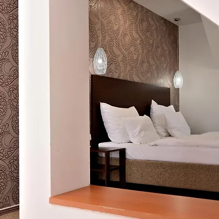 Hotel Atrium 3*