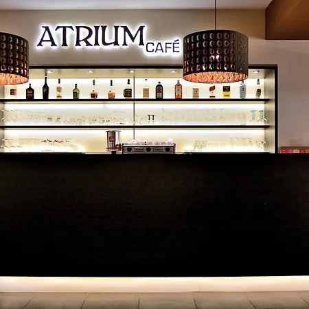 Atrium מלון 3*